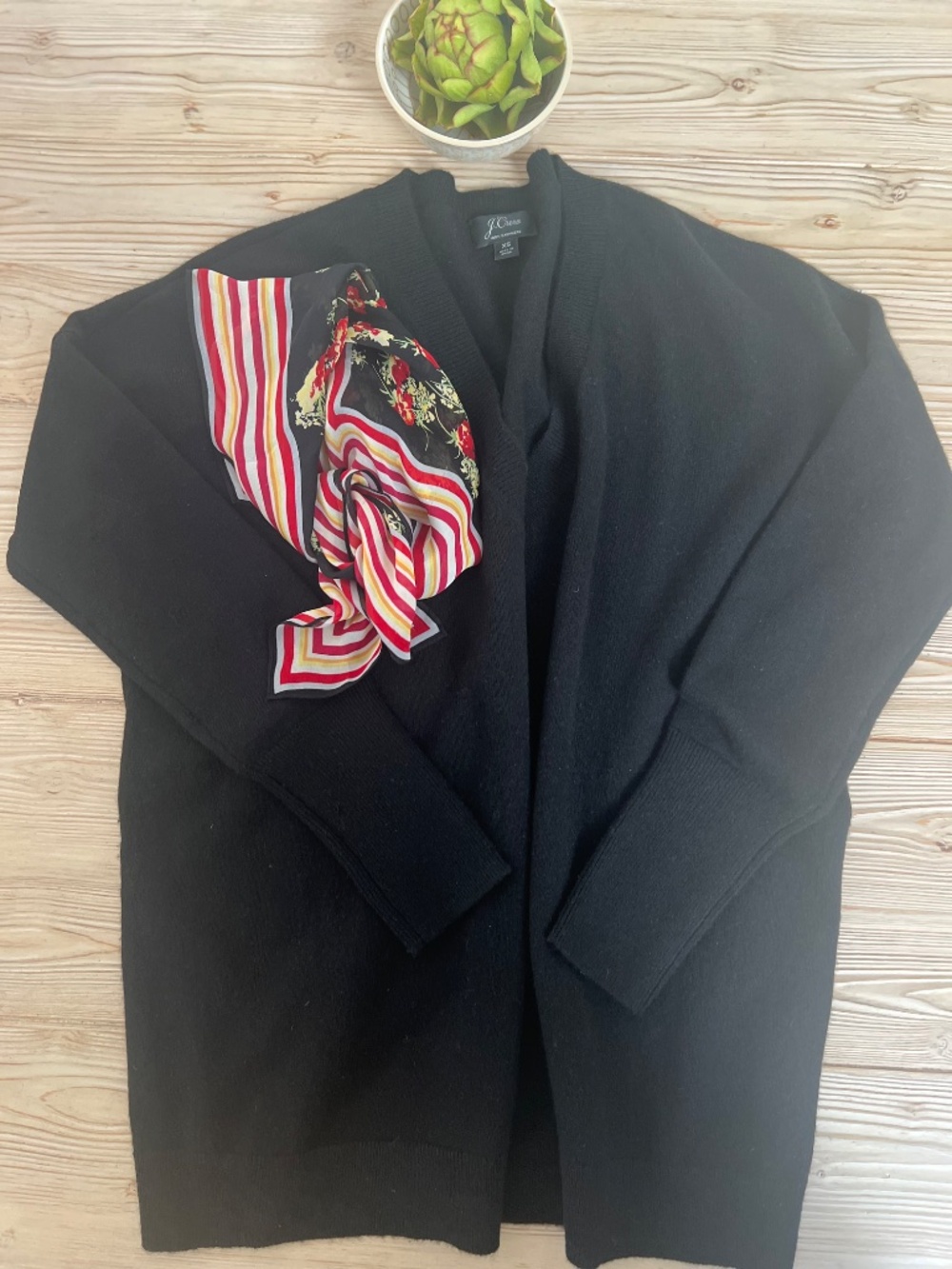 J.Crew 100% Cashmere Black V-Neck Sweater XS | Relaxed Oversized Fit | Classic M - Picture 2 of 7